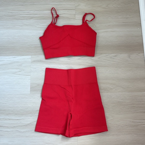 4 Sets - Picture 3 of 5